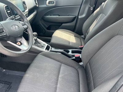 2021 Hyundai VENUE SE