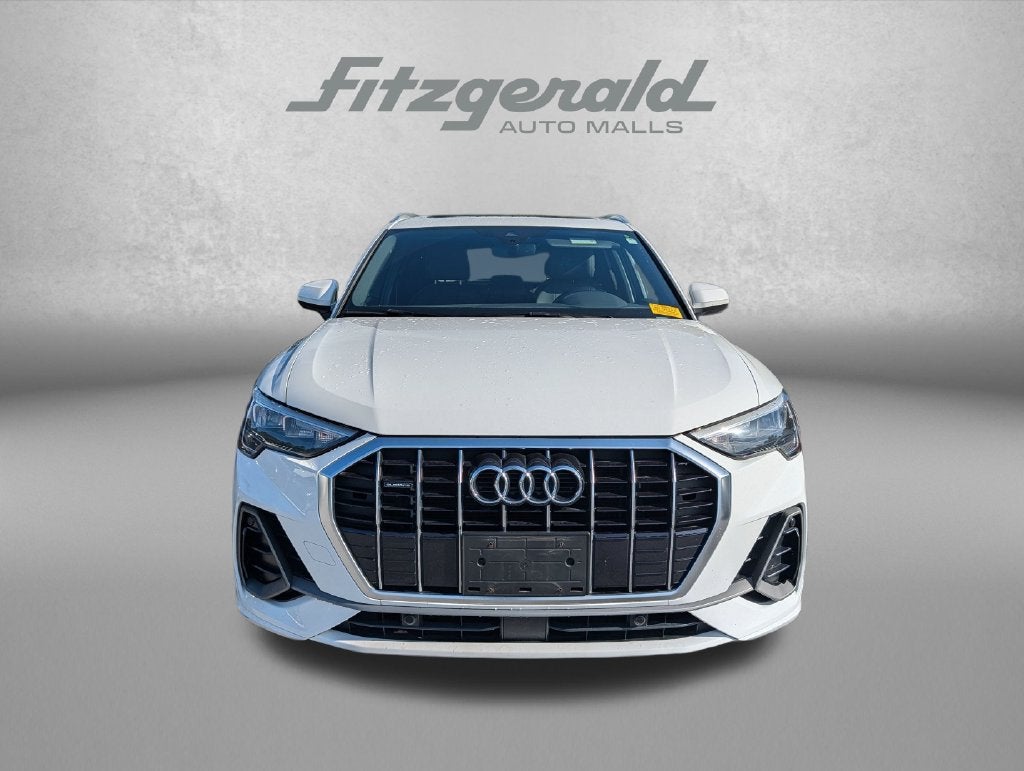 2021 Audi Q3 S line Premium