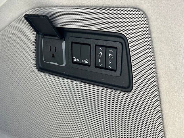 2022 Cadillac Escalade Premium Luxury Platinum