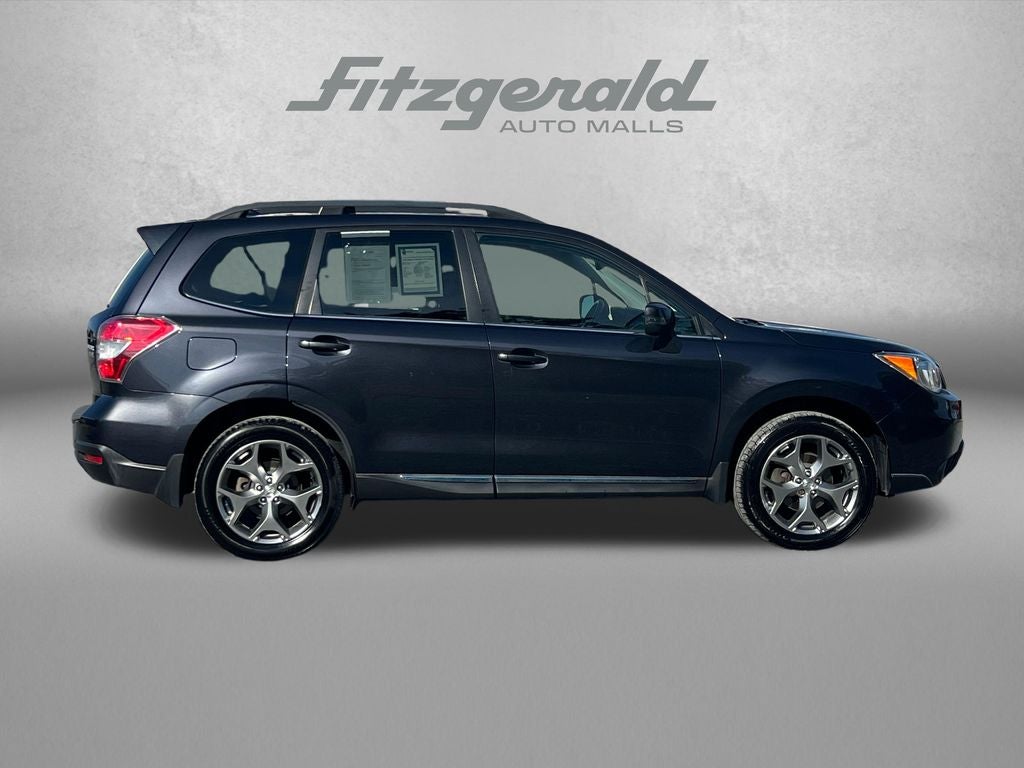 2016 Subaru FORESTER Base