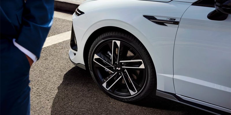 2025 Hyundai Sonata Hybrid