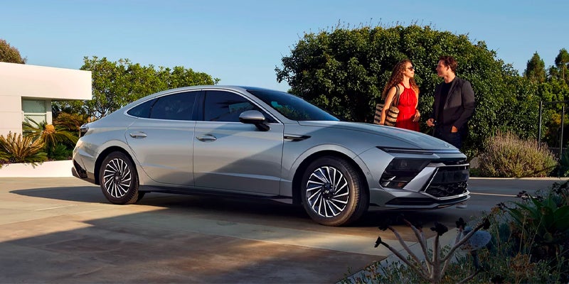 2025 Hyundai Sonata Hybrid